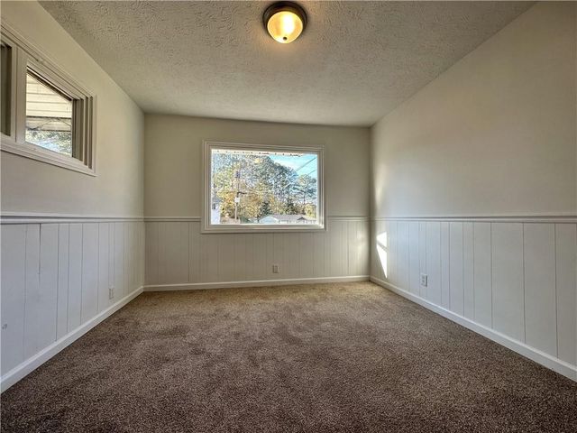 503 Concord Woods Drive SE, Smyrna, GA 30082