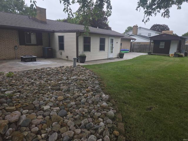 1326 Roelke Drive, South Bend, IN 46614