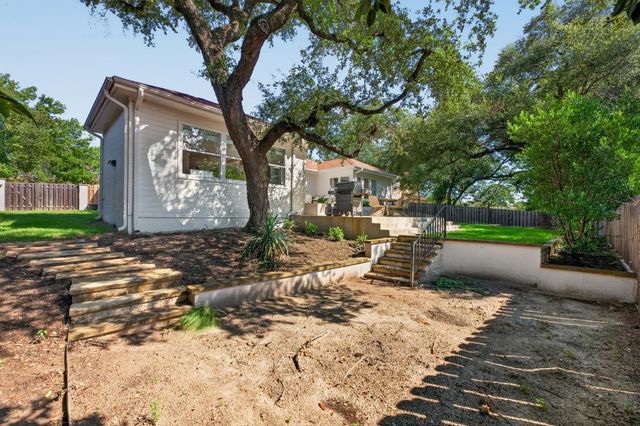 103 Copperleaf RD, Lakeway, TX 78734