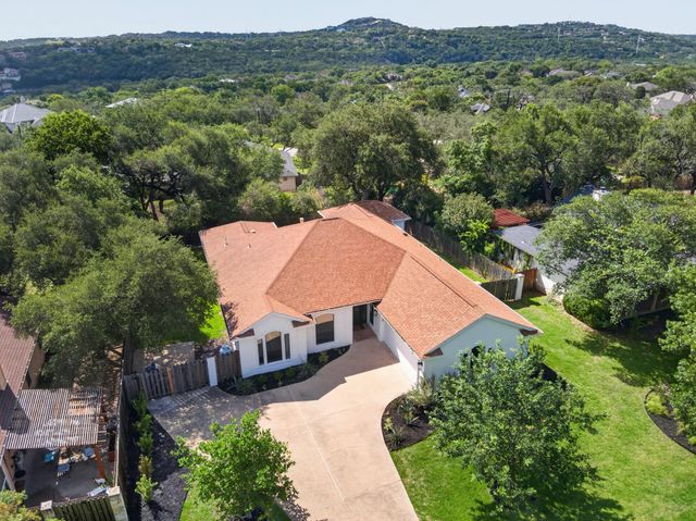 103 Copperleaf RD, Lakeway, TX 78734