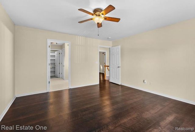 30947 Kenwood Court, Livonia, MI 48152