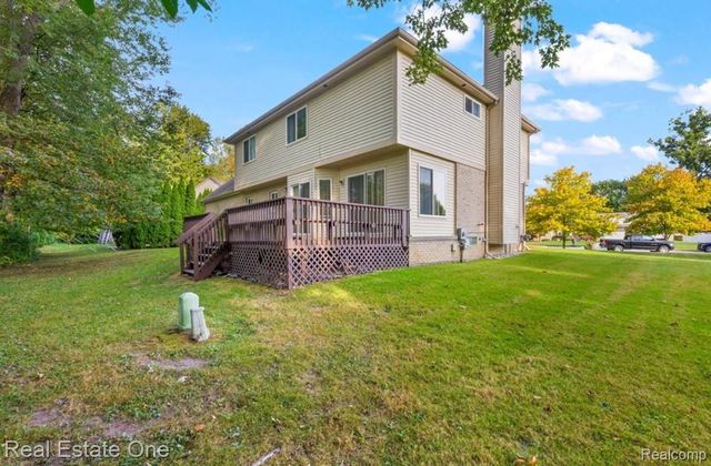 30947 Kenwood Court, Livonia, MI 48152