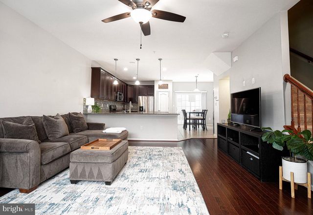 913 MORGAN RUN RD, Middle River, MD 21220