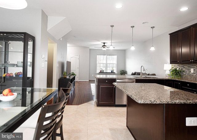 913 MORGAN RUN RD, Middle River, MD 21220