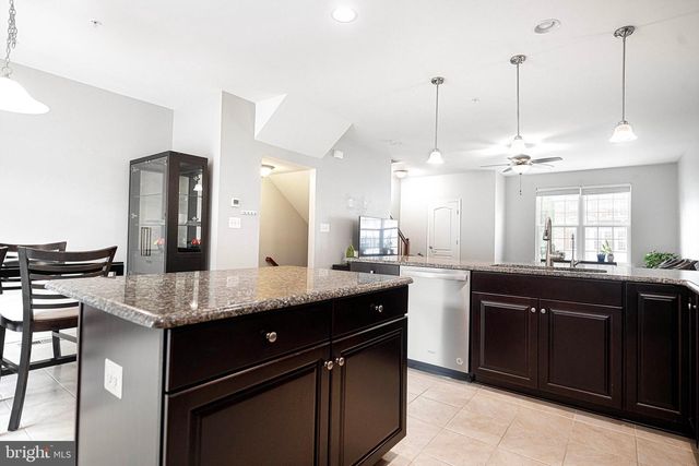 913 MORGAN RUN RD, Middle River, MD 21220