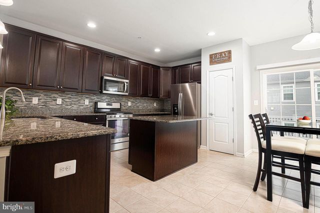 913 MORGAN RUN RD, Middle River, MD 21220