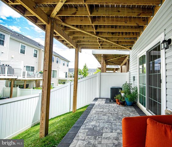 913 MORGAN RUN RD, Middle River, MD 21220