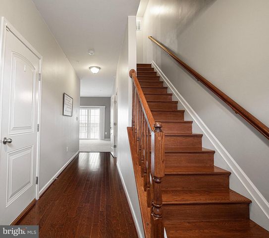 913 MORGAN RUN RD, Middle River, MD 21220