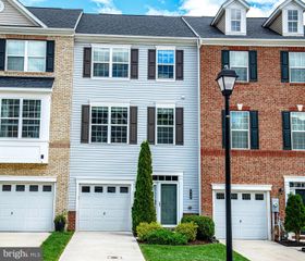 913 MORGAN RUN RD, Middle River, MD 21220
