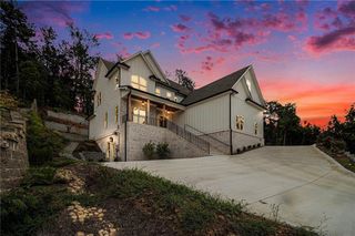 52 Lake Overlook Drive, White, GA 30184