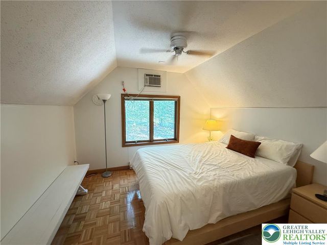 6414 Decker Road, Lehman Twp, PA 18324