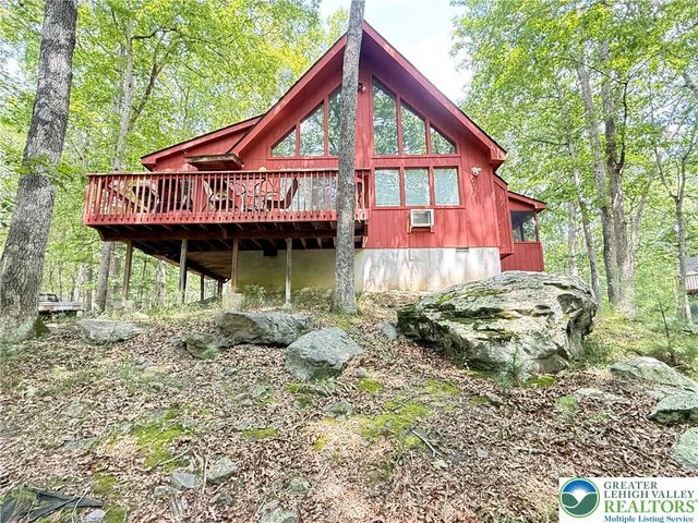 6414 Decker Road, Lehman Twp, PA 18324