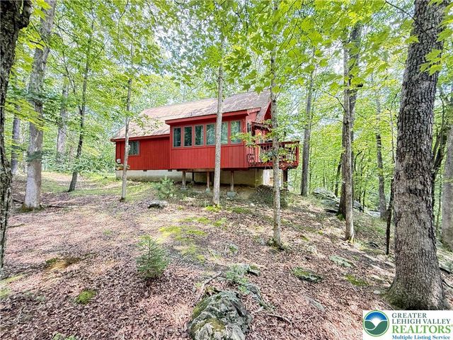 6414 Decker Road, Lehman Twp, PA 18324