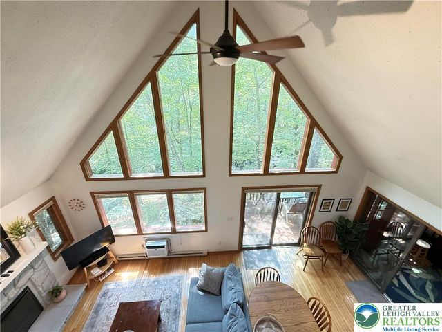 6414 Decker Road, Lehman Twp, PA 18324