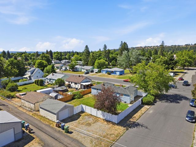 2803 W Rowan Ave, Spokane, WA 99205