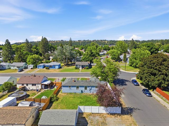 2803 W Rowan Ave, Spokane, WA 99205