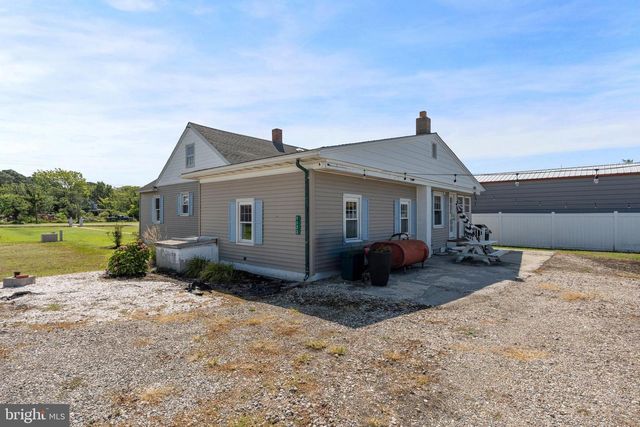 1123 BALL PARK RD, Fishing Creek, MD 21634