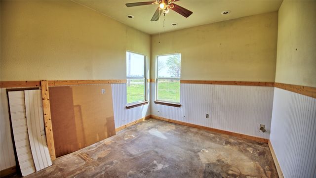 688 Alamo Road, Montague, TX 76251