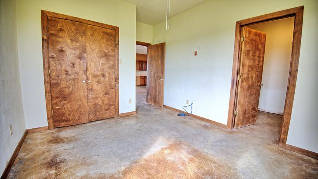 688 Alamo Road, Montague, TX 76251