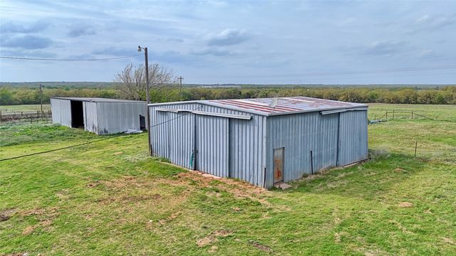 688 Alamo Road, Montague, TX 76251