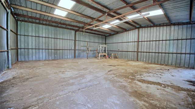 688 Alamo Road, Montague, TX 76251