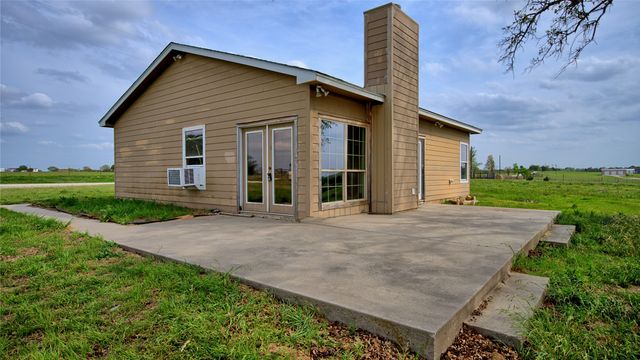 688 Alamo Road, Montague, TX 76251