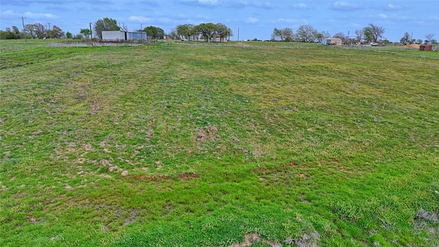 688 Alamo Road, Montague, TX 76251