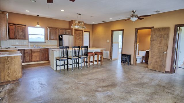 688 Alamo Road, Montague, TX 76251