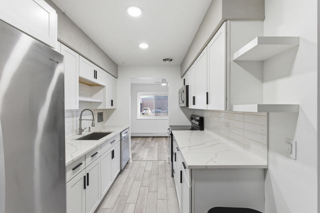 2515 E Olive Street 1C, Arlington Heights, IL 60004