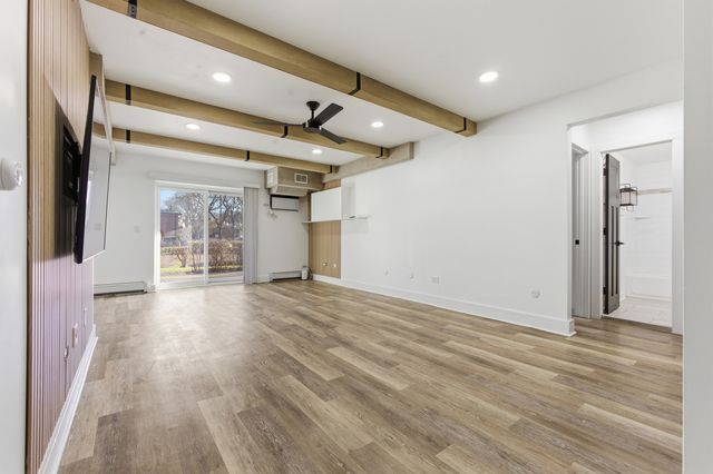 2515 E Olive Street 1C, Arlington Heights, IL 60004