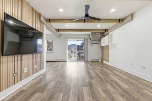 2515 E Olive Street 1C, Arlington Heights, IL 60004