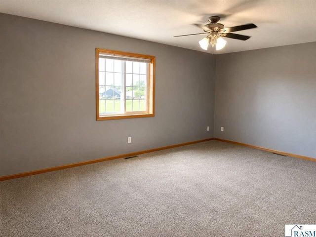 152 Savannah Court, Mankato, MN 56001