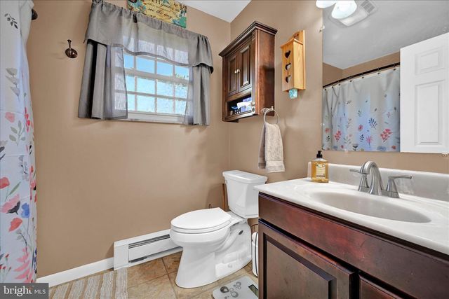 865 JACKS LN, Orwigsburg, PA 17961