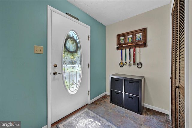 865 JACKS LN, Orwigsburg, PA 17961