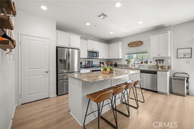 24155 Dusty Trail, Menifee, CA 92587