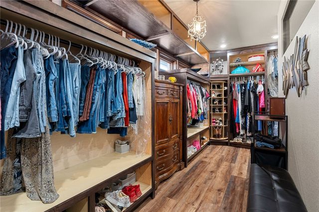 1808 Queensbury Way, Fort Smith, AR 72908