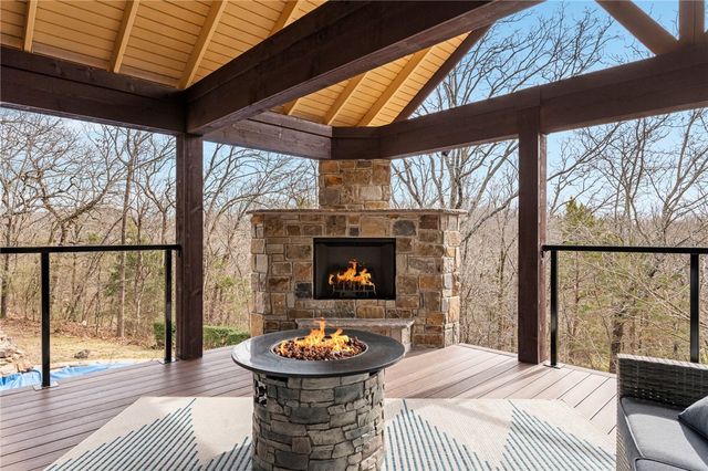 1808 Queensbury Way, Fort Smith, AR 72908