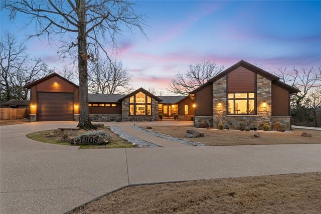 1808 Queensbury Way, Fort Smith, AR 72908