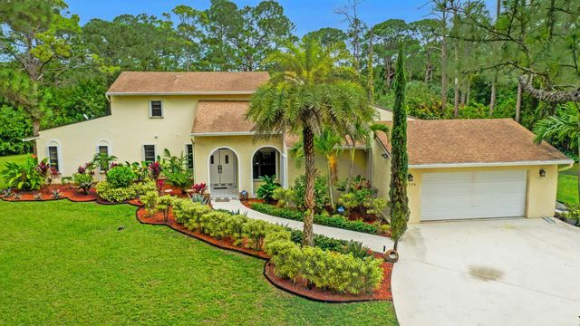 17520 Bridle Court NW, Jupiter, FL 33478