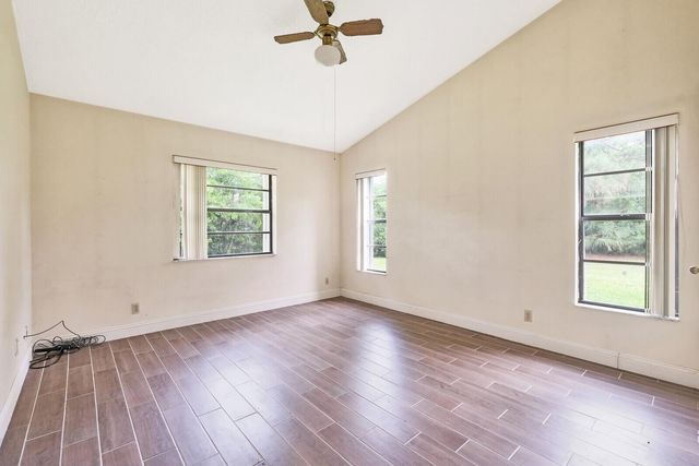 17520 Bridle Court NW, Jupiter, FL 33478