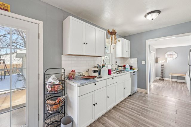 7700 Sierra Parkway, Brooklyn Park, MN 55444