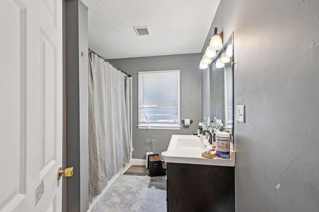 7700 Sierra Parkway, Brooklyn Park, MN 55444