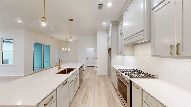 2331 31st Street, Rogers, AR 72758