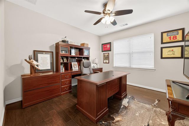 9211 Silverton Star Lane, Houston, TX 77070