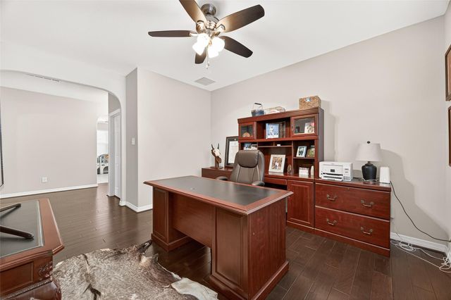 9211 Silverton Star Lane, Houston, TX 77070