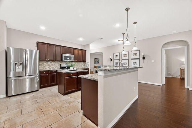 9211 Silverton Star Lane, Houston, TX 77070