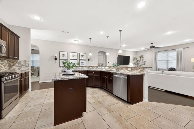 9211 Silverton Star Lane, Houston, TX 77070