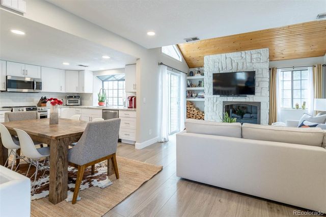 12406 E Pacific Circle D, Aurora, CO 80014