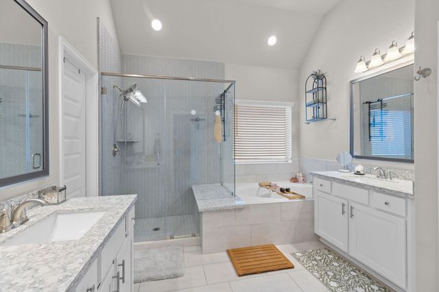 4004 Centre Meadow Way, Houston, TX 77043