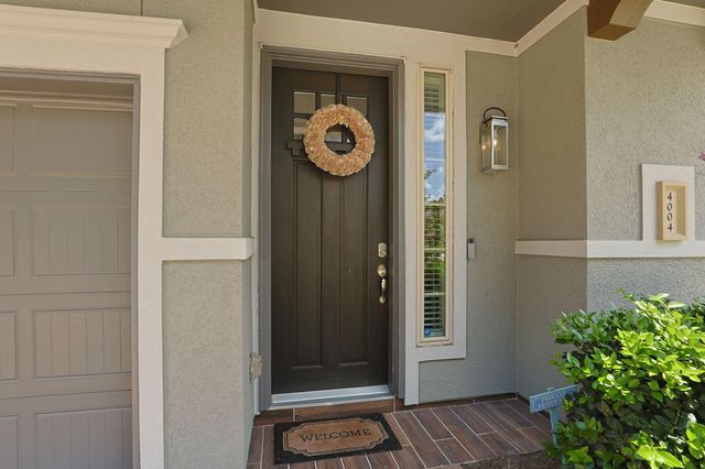 4004 Centre Meadow Way, Houston, TX 77043